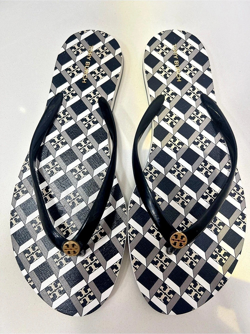 Tory Burch Chelsea Geometric Flip Flop Sandals in Black & White